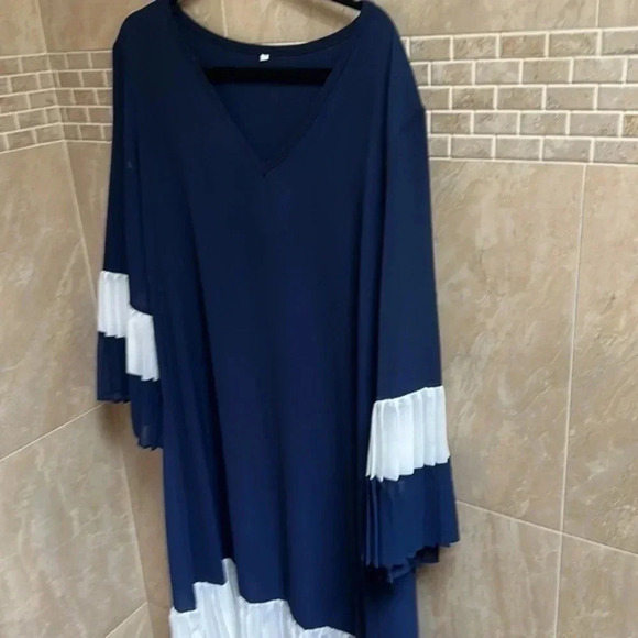 Maxi Dress Plus Size Xl-l Long Sleeve Flared PleatedNew without tag - Picture 4 of 6
